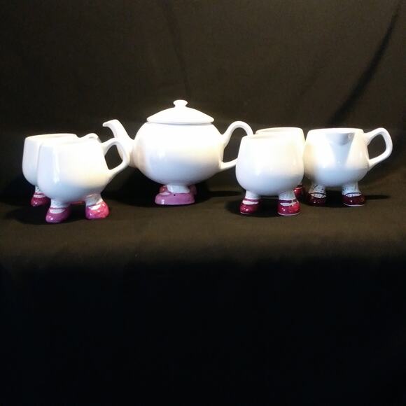 7 Pc Henry's Staffordshire Childs Walking Wear Tea Set - Picture 1 of 15